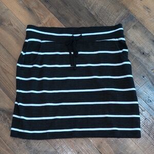 Market & Spruce Black and White Striped Mini Skirt With Pockets